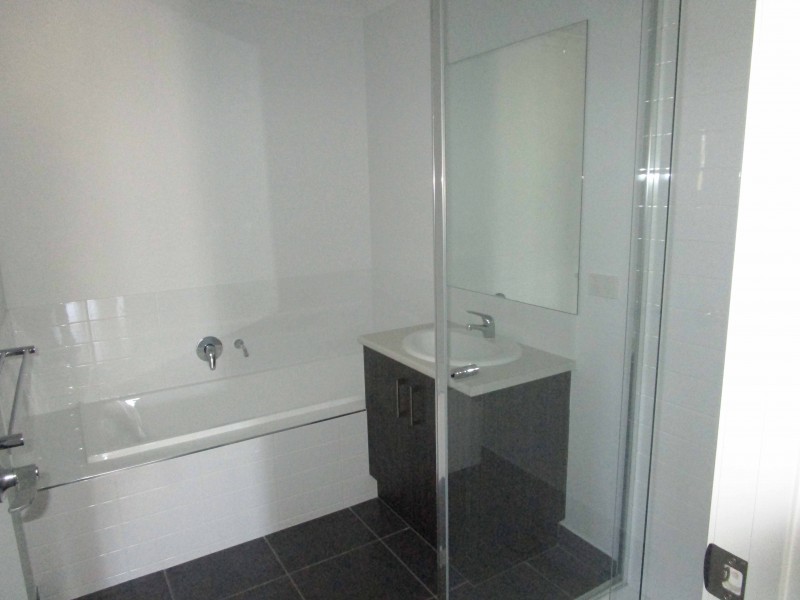 571 Chant Street, Lavington NSW 2641