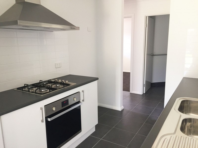 571A Chant Street, Lavington NSW 2641