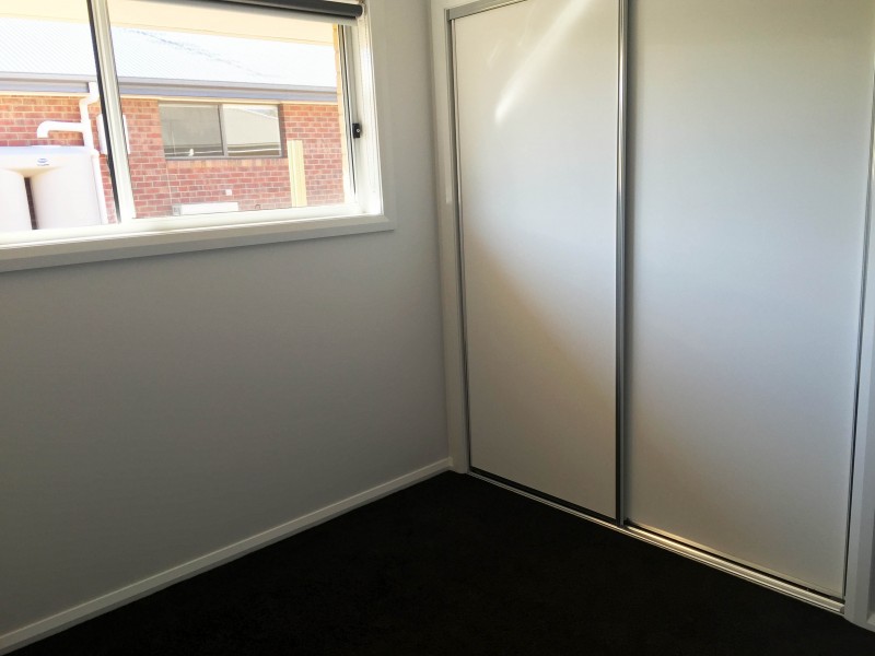 571A Chant Street, Lavington NSW 2641