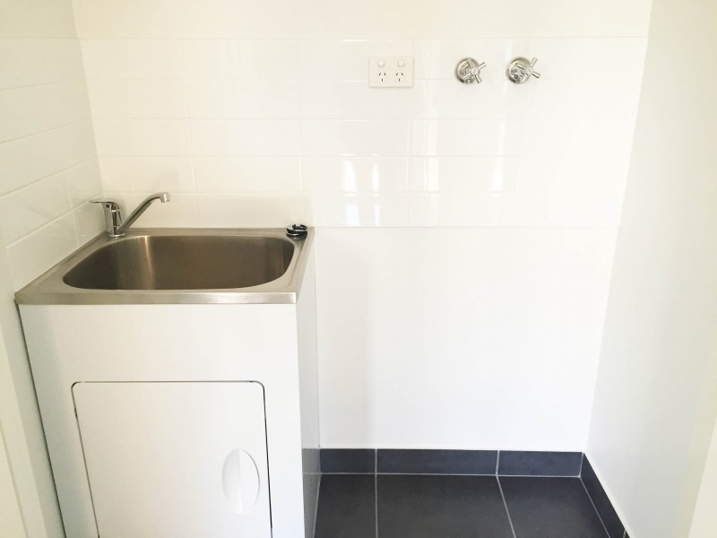 571A Chant Street, Lavington NSW 2641