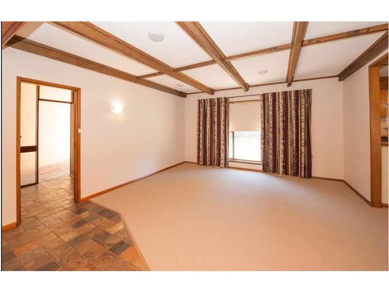 584 zago court, Lavington NSW 2641