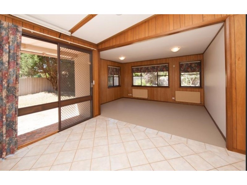 584 zago court, Lavington NSW 2641