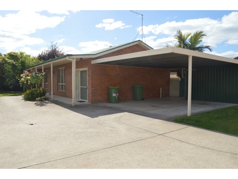 2/419 Prune Street, Lavington NSW 2641