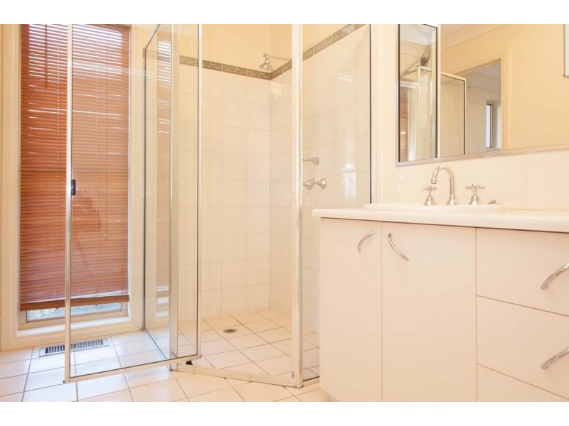 26 grandview terrace, East Albury NSW 2640