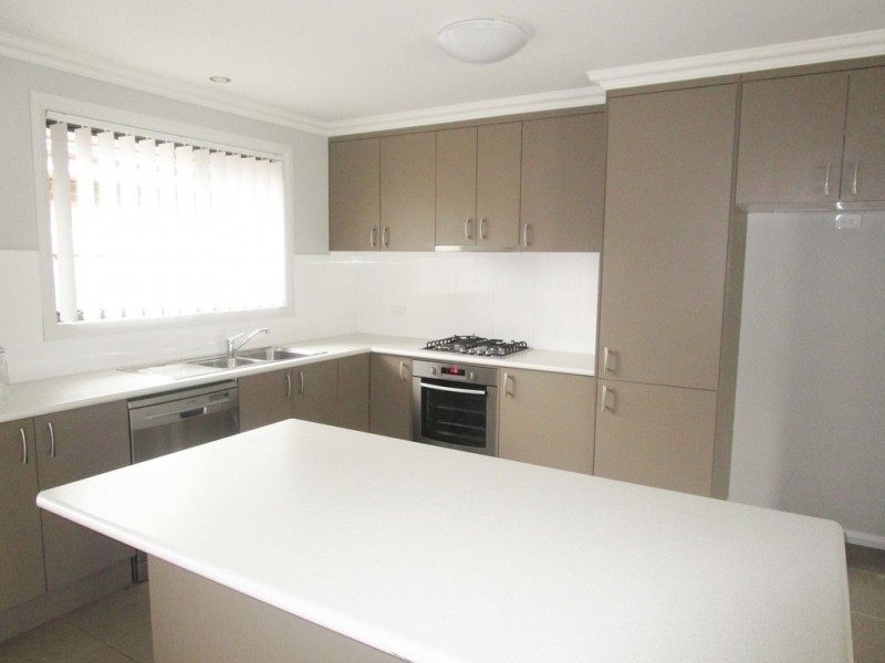 124 Ava Avenue, Thurgoona NSW 2640