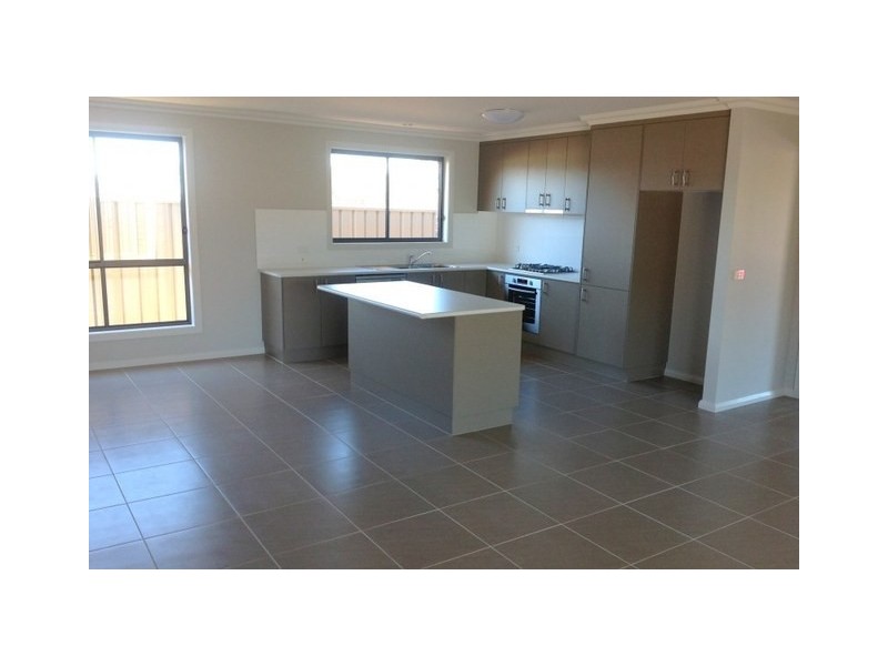 124 Ava Avenue, Thurgoona NSW 2640