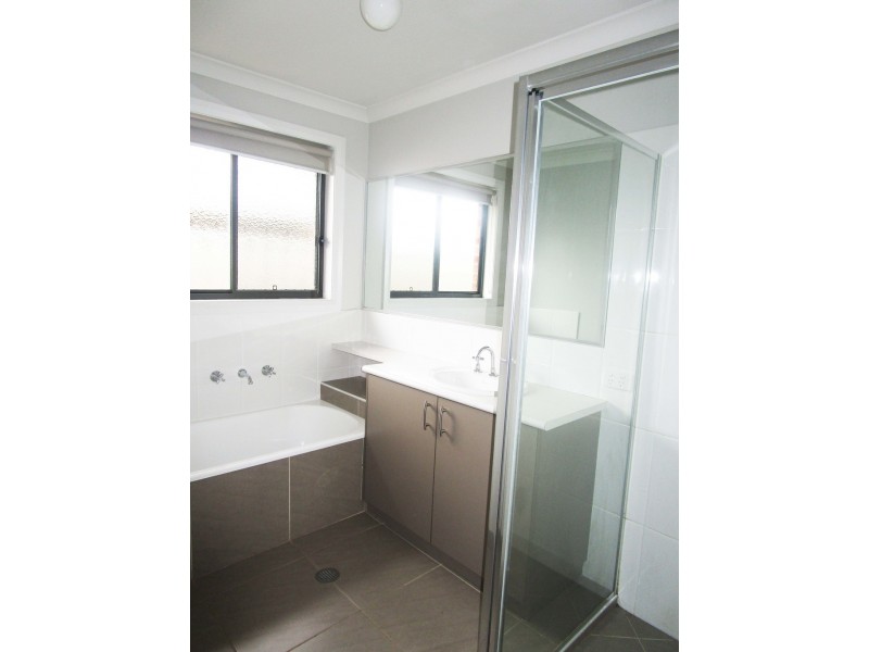 124 Ava Avenue, Thurgoona NSW 2640