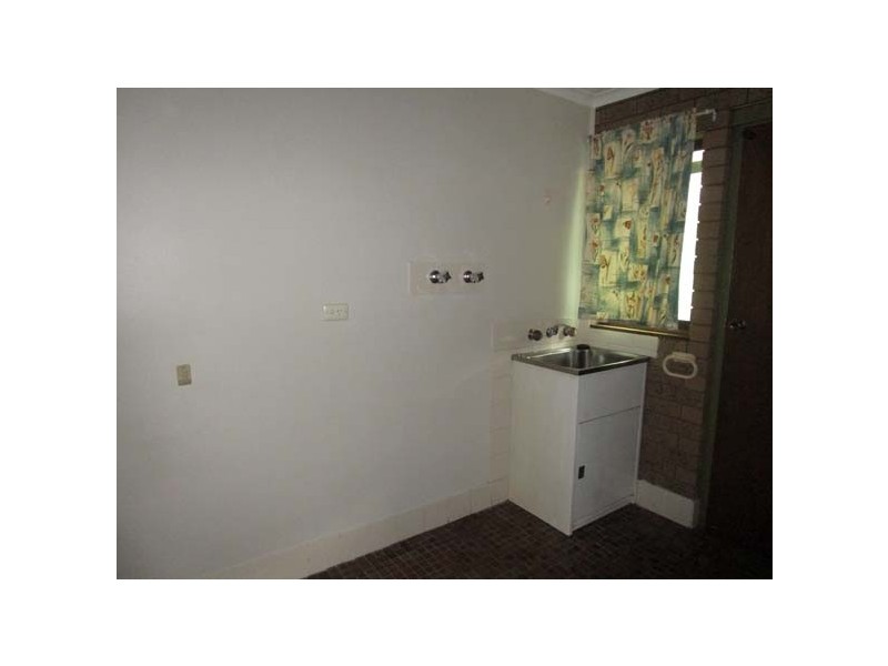 1/572 Mair Street, Lavington NSW 2641