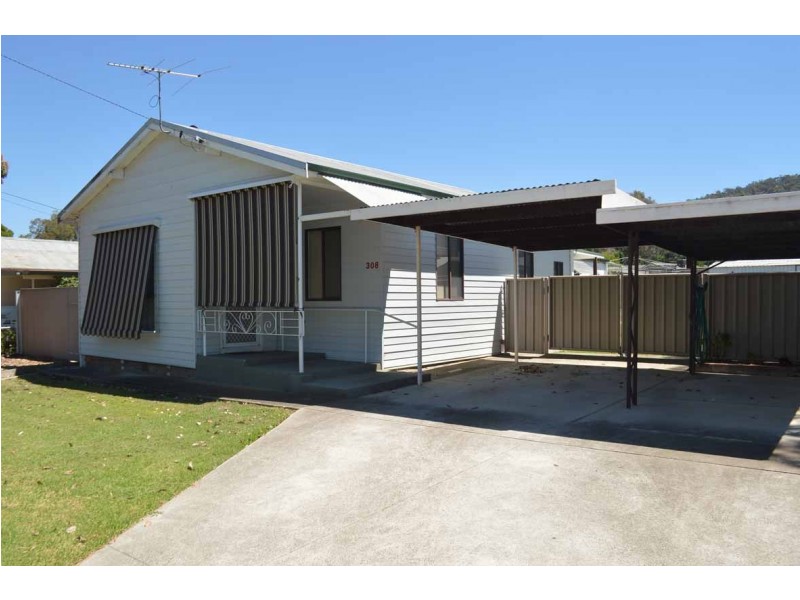 308 Kaitlers Road, Lavington NSW 2641