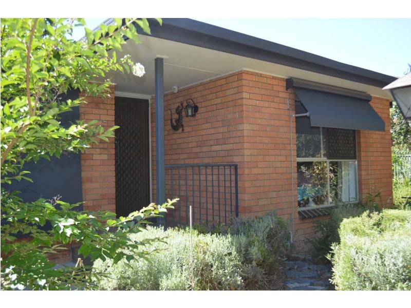 565 Brown Place, Lavington NSW 2641