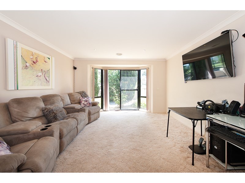 525 Kotthoff Street, Lavington NSW 2641