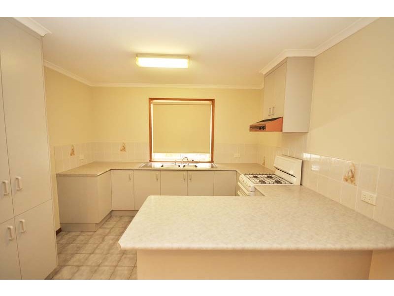 457 Urana Road, Lavington NSW 2641