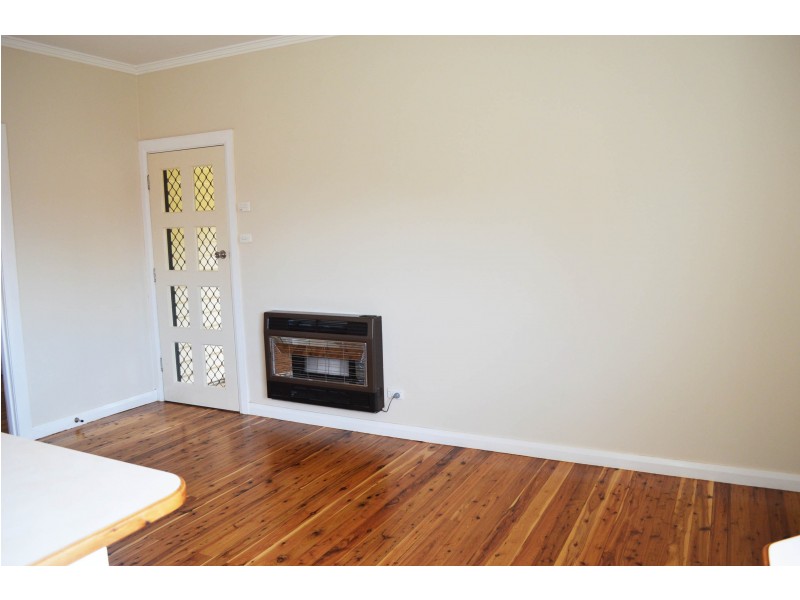 527 Cossor Street, Albury NSW 2640