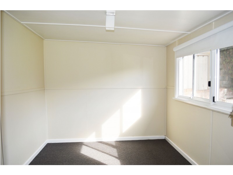 527 Cossor Street, Albury NSW 2640