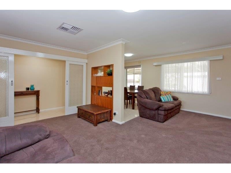 531 Klose Street, Lavington NSW 2641