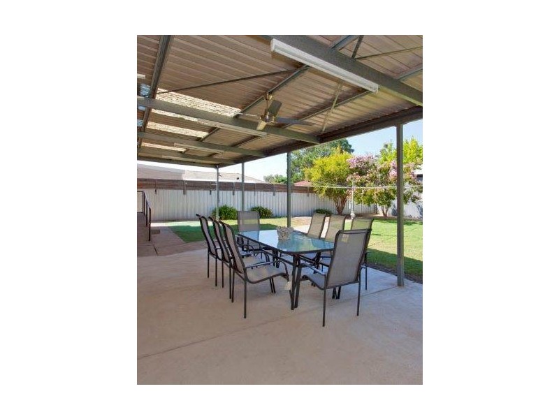 531 Klose Street, Lavington NSW 2641