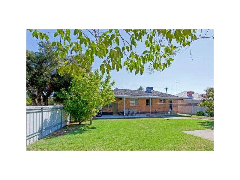 531 Klose Street, Lavington NSW 2641