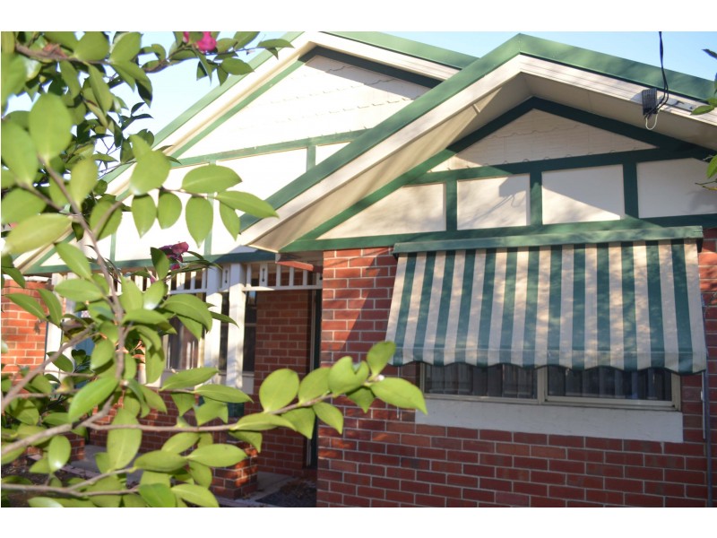 527 Crisp Street, Albury NSW 2640