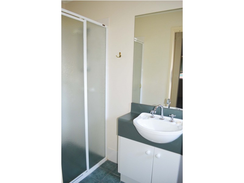 527 Crisp Street, Albury NSW 2640