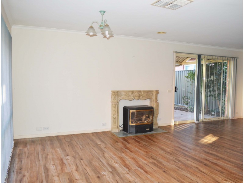 527 Crisp Street, Albury NSW 2640