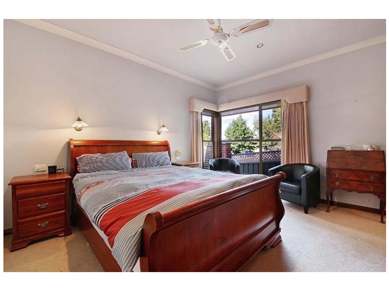 697 Hodge Street, Albury NSW 2640