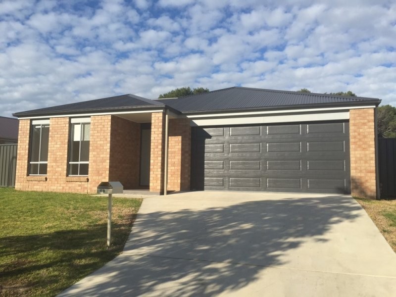 69 Royce Crescent, Lavington NSW 2641