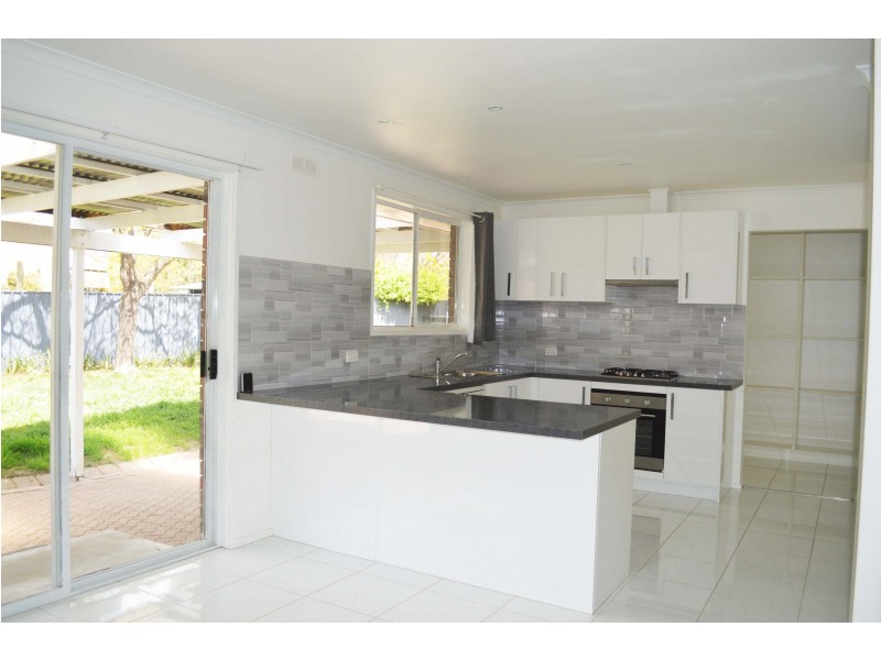 6 Granya Court, Thurgoona NSW 2640