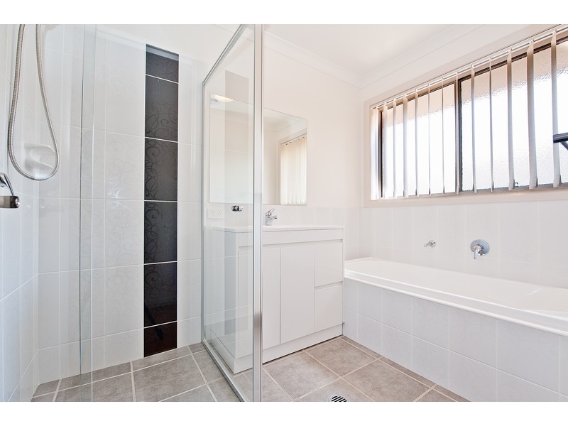 31 Felstead Circuit, Thurgoona NSW 2640