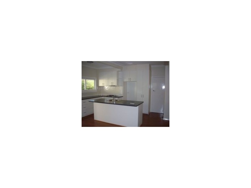 913 Padman Drive, West Albury NSW 2640