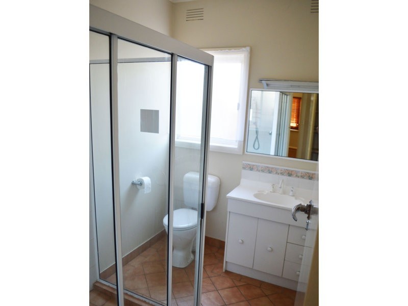 913 Padman Drive, West Albury NSW 2640