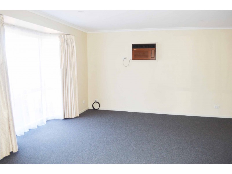 16 Nardoo Court, Thurgoona NSW 2640