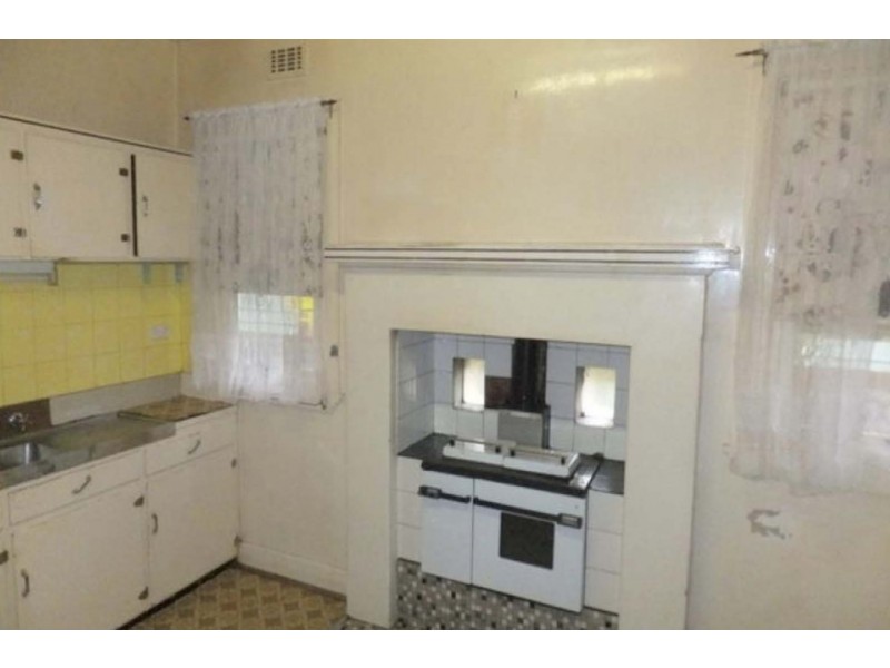 303 Wantigong Street, North Albury NSW 2640