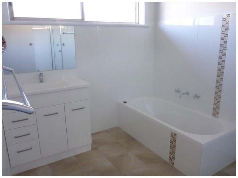 1/307 Vickers Road, Lavington NSW 2641