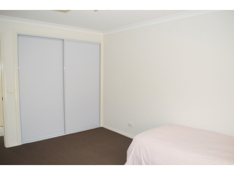 3/558 Webb Street, Lavington NSW 2641