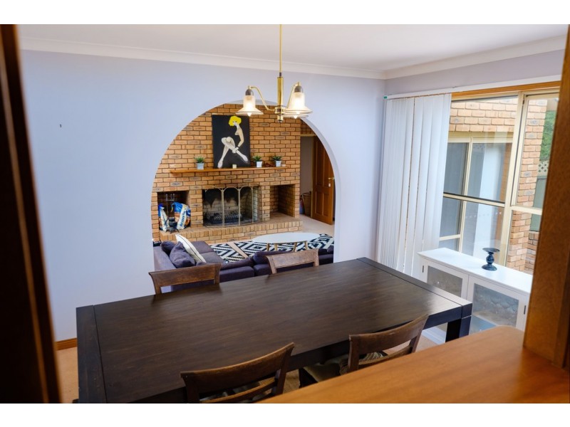 697 Hodge Street, Albury NSW 2640