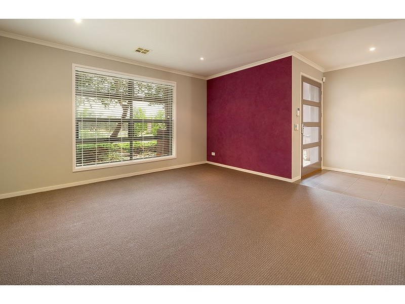 5 Whitebox Circuit, Thurgoona NSW 2640