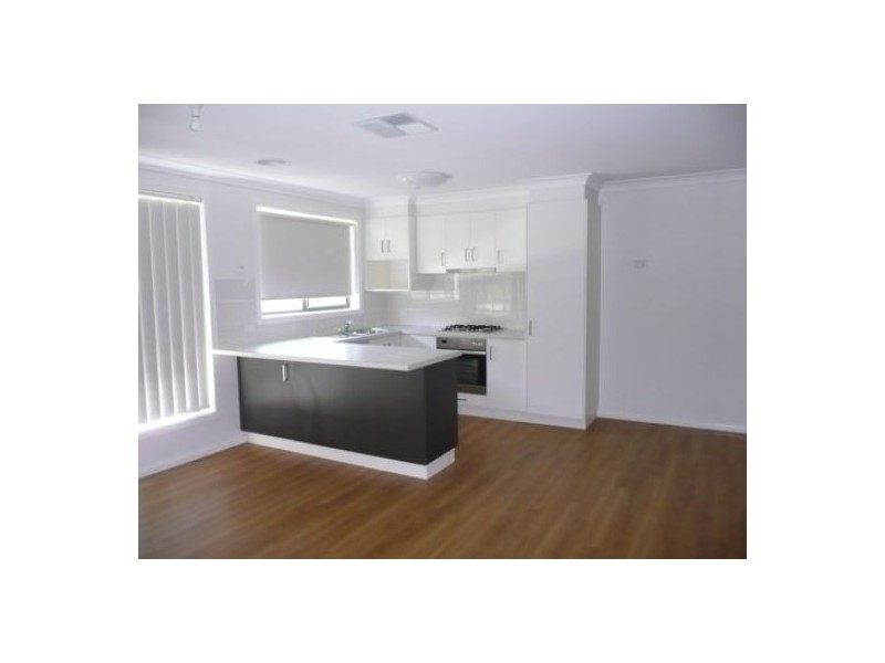 1/450 Ainslie Avenue, Lavington NSW 2641