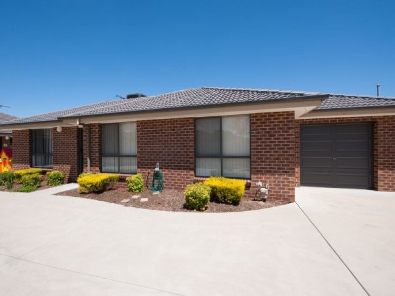 2/450 Ainslie Avenue, Lavington NSW 2641