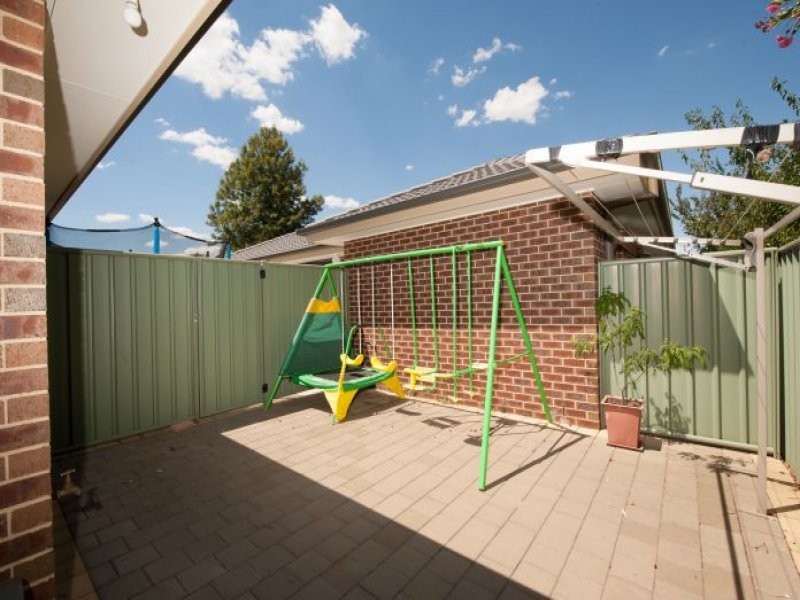 2/450 Ainslie Avenue, Lavington NSW 2641