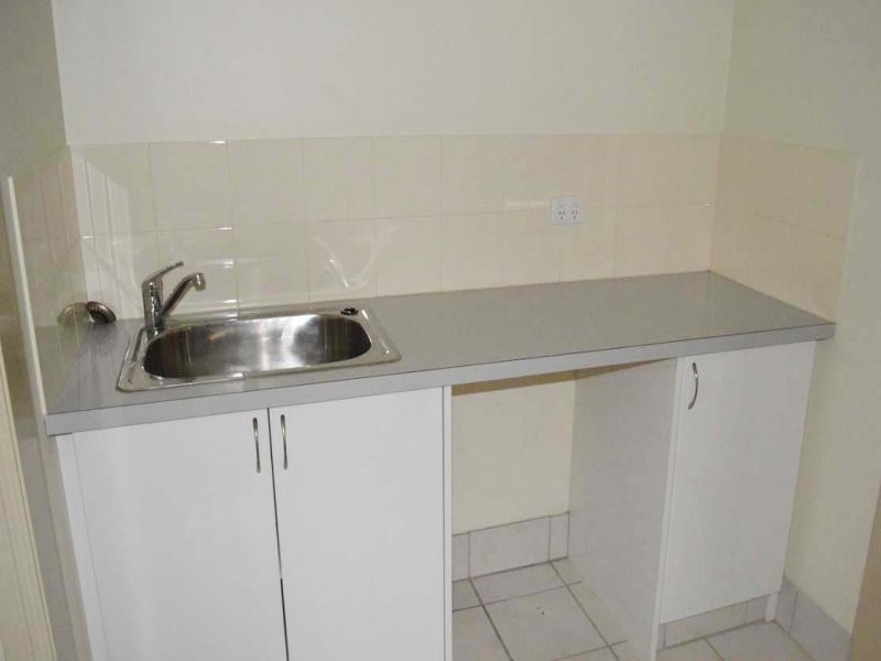 3/245 Prune Street, Lavington NSW 2641