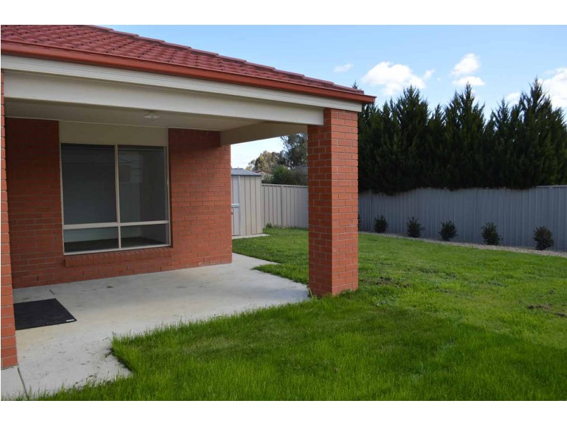 12 Sugar Gum Road, Thurgoona NSW 2640