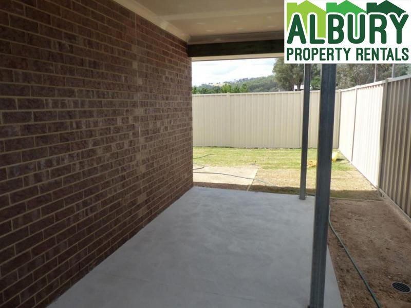 110 Greta Drive, Hamilton Valley NSW 2641