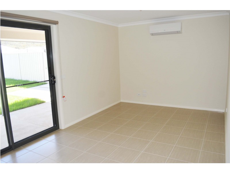 29A Hanrahan Street, Hamilton Valley NSW 2641