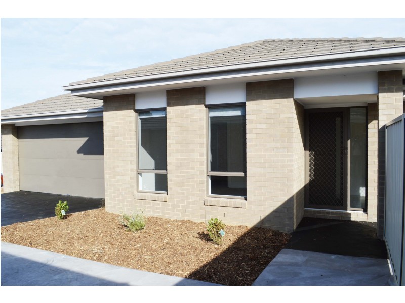 33/590-592 Oliver Street, Lavington NSW 2641