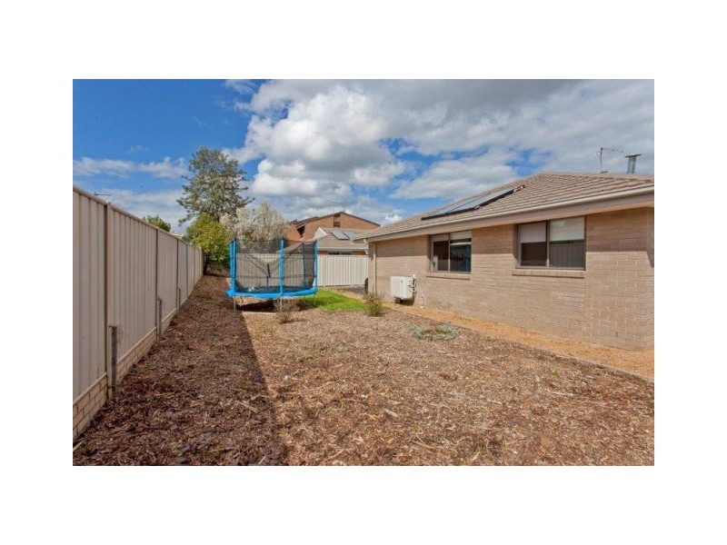 33/590-592 Oliver Street, Lavington NSW 2641