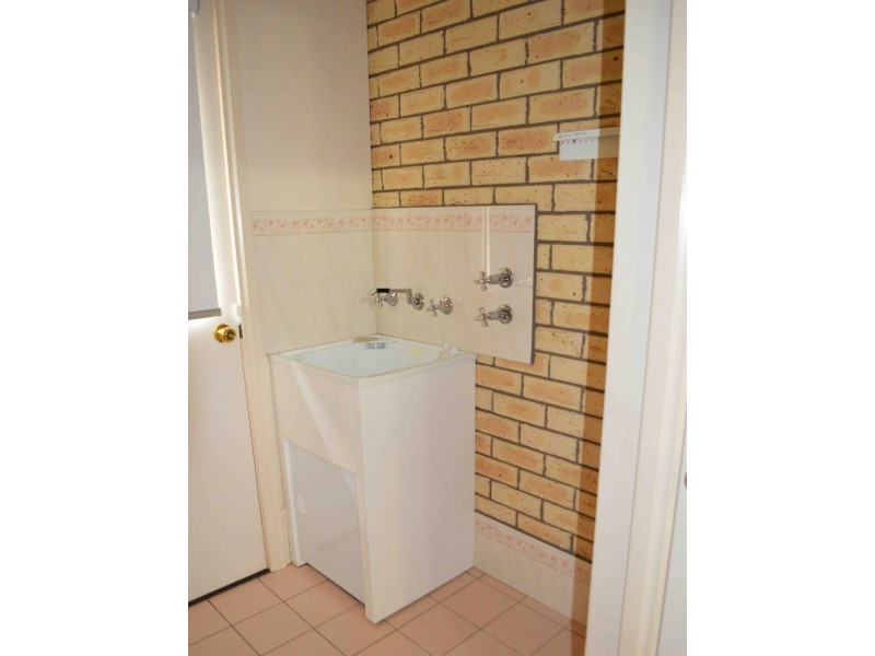 1/17 Severin Court, Thurgoona NSW 2640