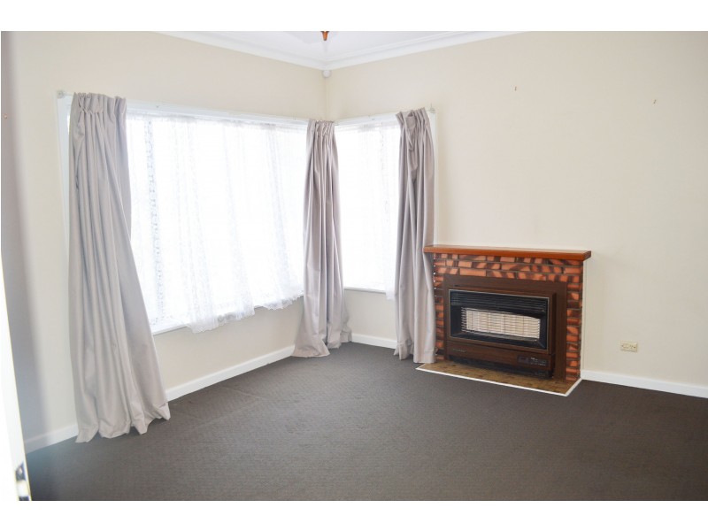 401 Prune Street, Lavington NSW 2641