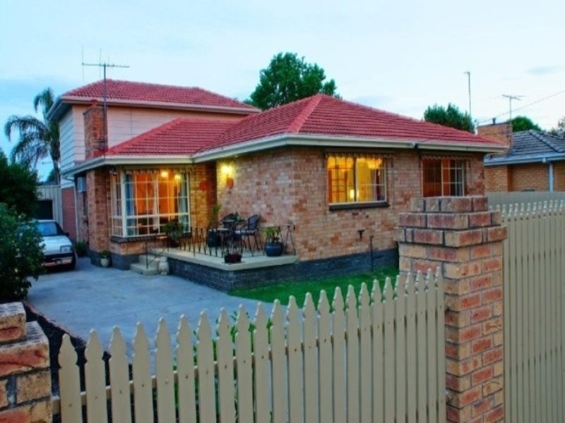 420 Prune Street, Lavington NSW 2641