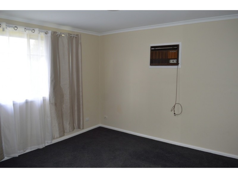 420 Prune Street, Lavington NSW 2641