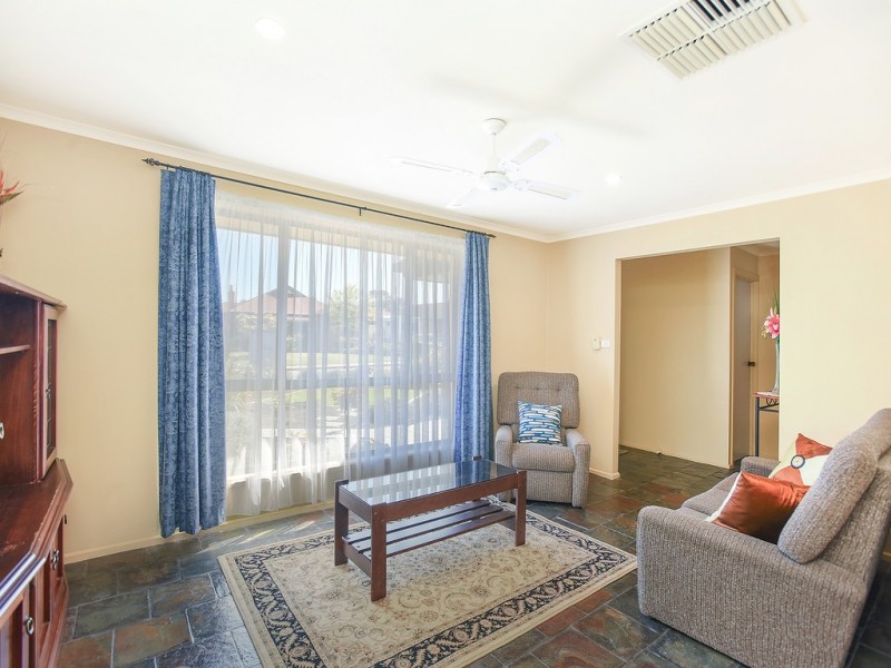 35 Foxfield Drive, Onkaparinga Hills SA 5163